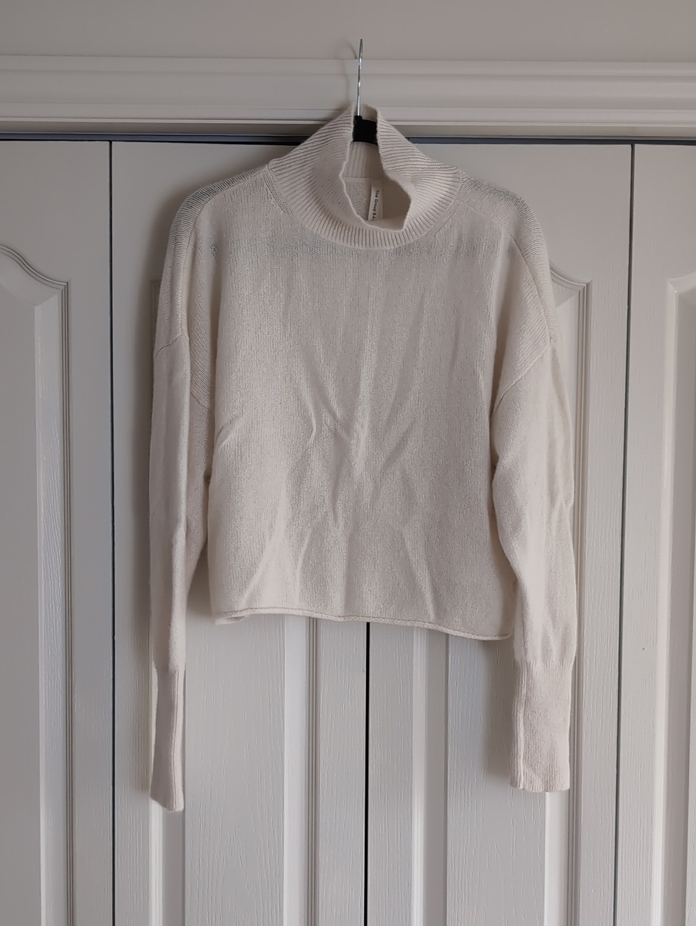 Aritzia 100 Cashmere Ivory Boxy Cropped Knit Sweater